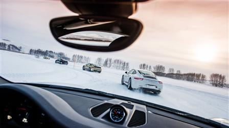 Cool as ice – Porsche Snow Force 2016