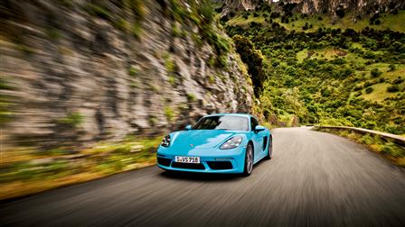 Porsche 718 Cayman S