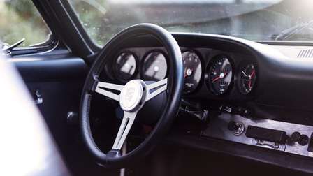 Steering wheel of Porsche 911 T/R