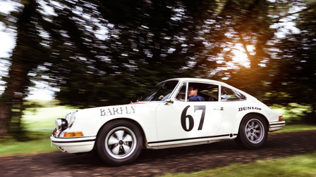 Porsche 911 T/R